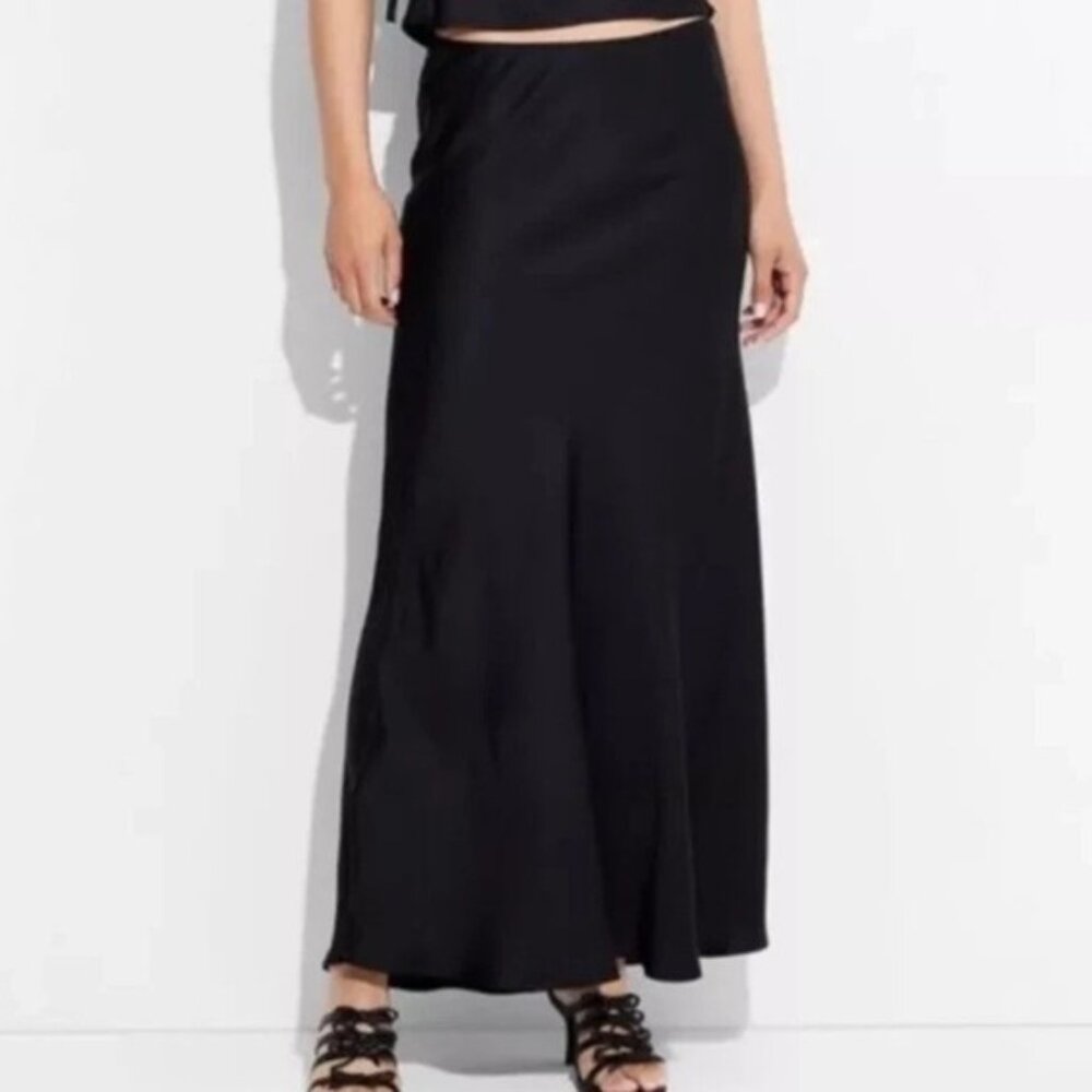 Wild Fable Women's Skirt Black Satin Trumpet Midi Long WITH SLIT Size Medium